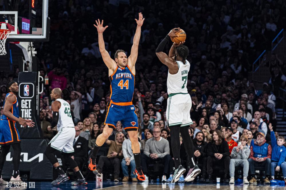 箭完成反超 箭完成反超