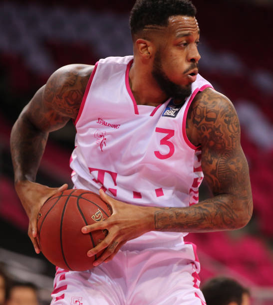 在开局阶段 在开局阶段